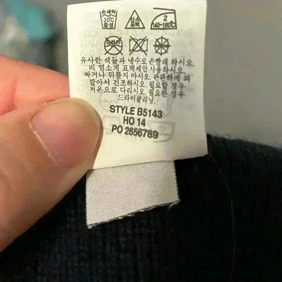 J. Crew Navy Long Knit Cashmere/Lambs Wool Blend Scarf w/ Tassels - Picture 3 of 10